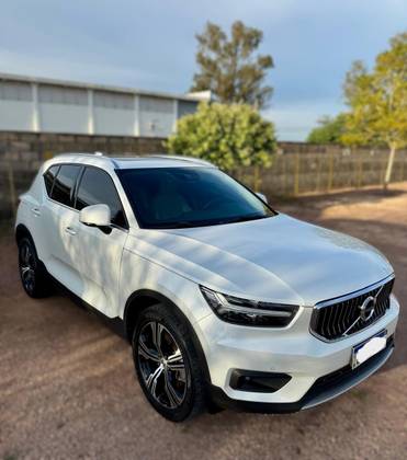 VOLVO XC40 2.0 T4 GASOLINA INSCRIPTION GEARTRONIC VOLVO XC40 2.0 T4 GASOLINA INSCRIPTION GEARTRONIC